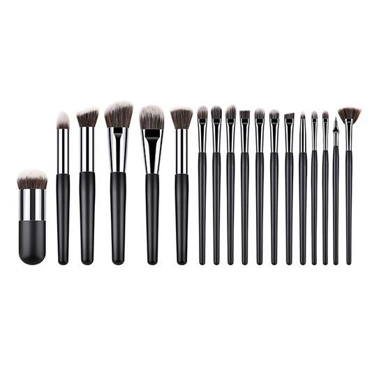 18 Piece Sleek Black Makeup Brush Set