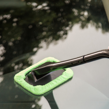 Easy to Use Lightweight EZ Windshield Cleaner