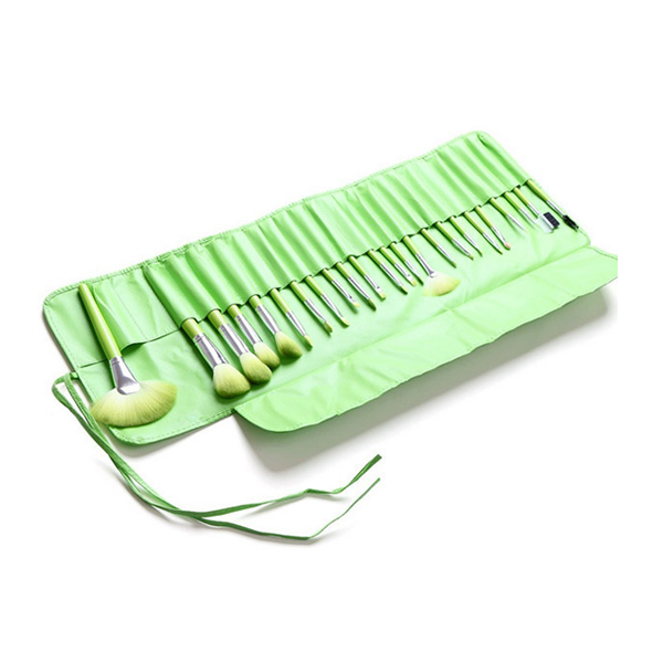 Mean Green 24 Piece Makeup Brush Set